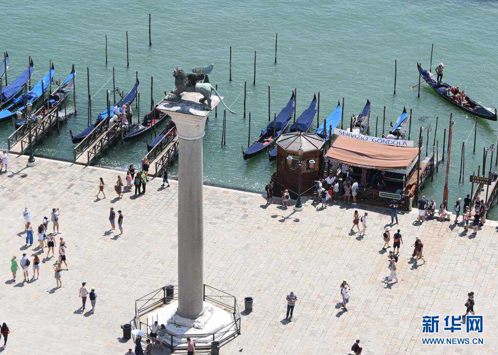 炸裂！某星座本月运势跌入谷底，究竟咋回事？