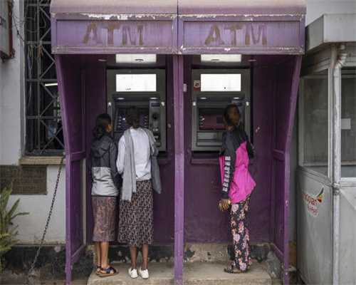 生肖鸡与什么生肖人犯冲？对属鸡人有哪些影响？