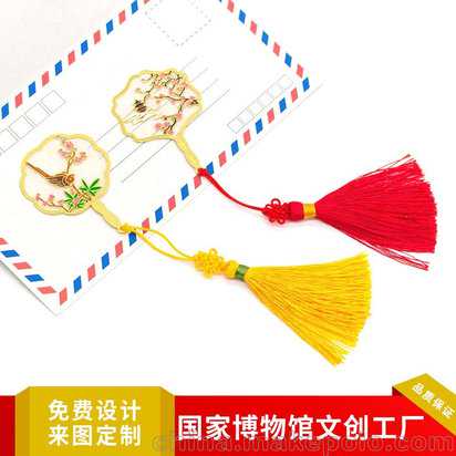 面相怪的人运势好不好？眉毛不对称、下巴短、手指粗短好运连连！