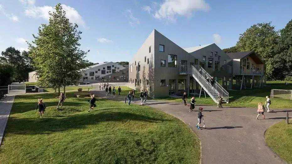 凭直觉选出你的卦象，判阴阳，断得失！快来试试吧！