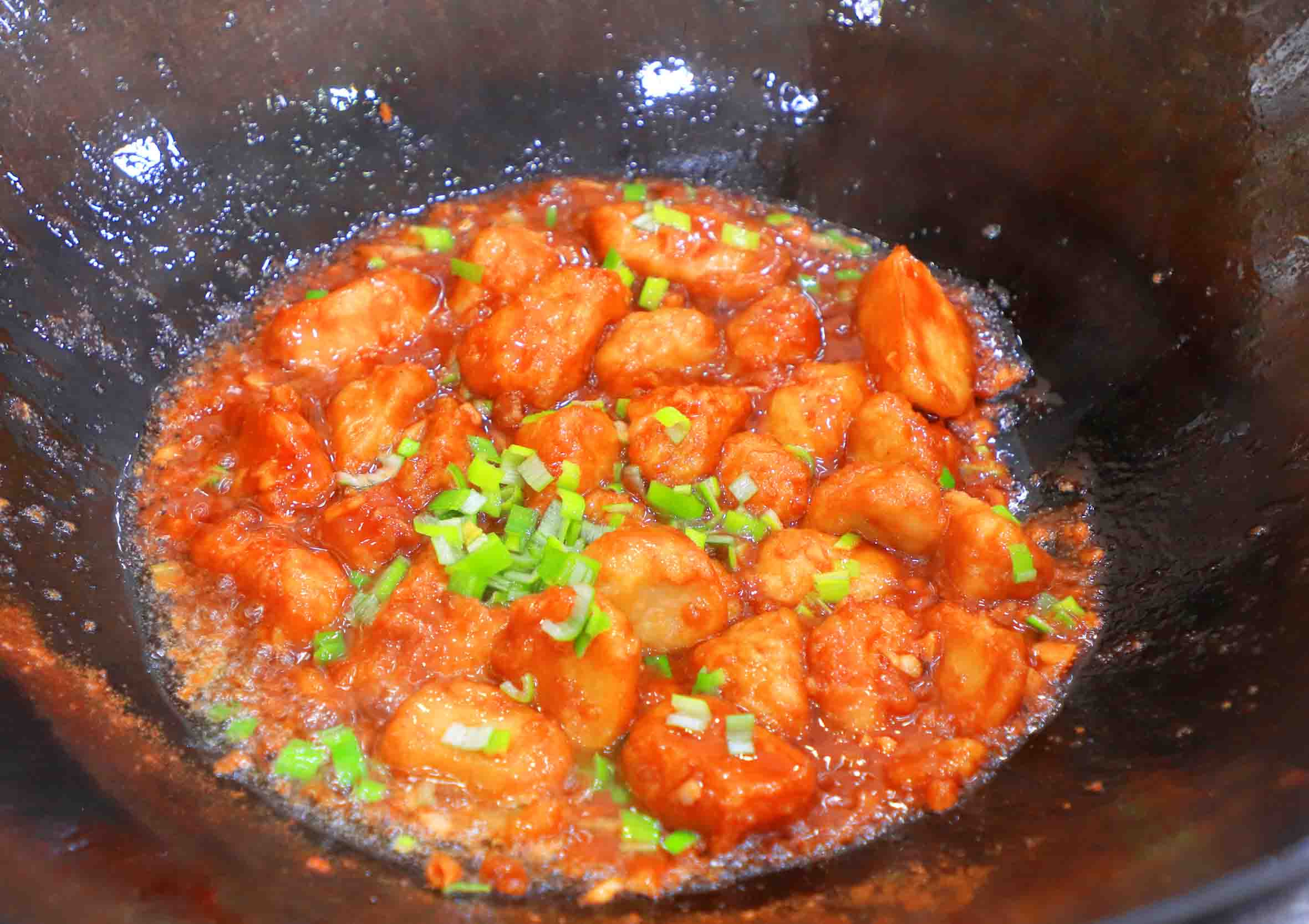 2025打工人突围战：在焦虑与变革中寻找新出路